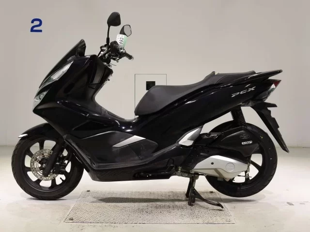 Honda PCX125-3