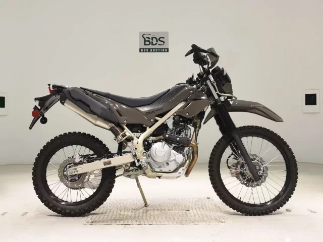 Kawasaki KLX230 SHERPA лот № 7935 оценка 7  с аукциона в Японии