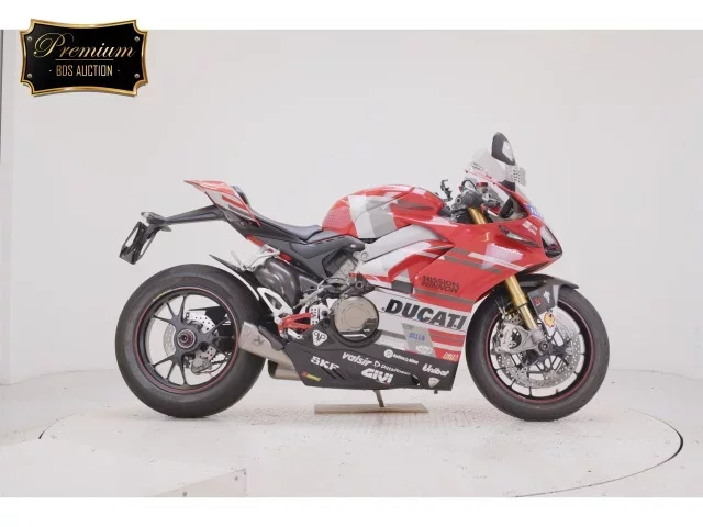 Ducati  PANIGA-REV4S лот № 2530 оценка 4  с аукциона в Японии