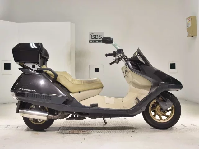 Honda FUSION лот № 2675 оценка 4  с аукциона в Японии