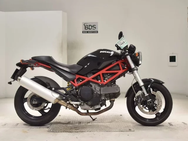 Ducati  MONSTER 400 IE лот № 2664 оценка 4  с аукциона в Японии