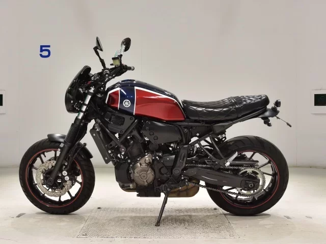 Yamaha XSR700