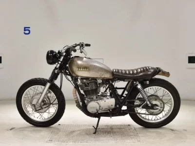 Yamaha SR500-2