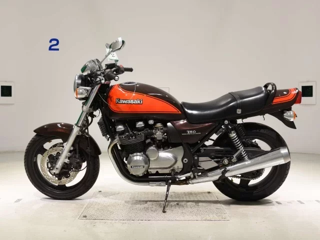Kawasaki ZEPHYR750