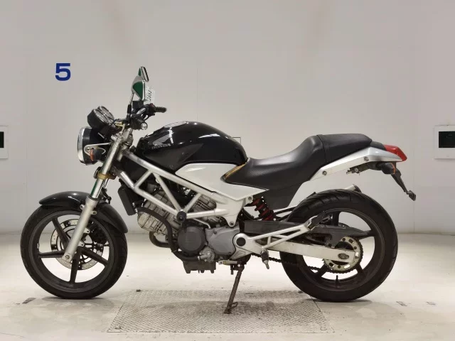 Honda VTR250