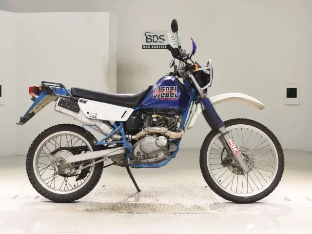 Suzuki DJEBEL125