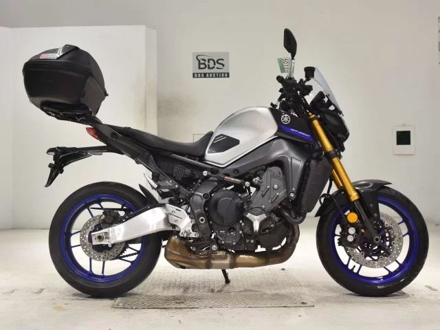Yamaha MT-09 лот № 5011 оценка 5  с аукциона в Японии