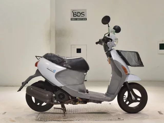 Suzuki LET S4
