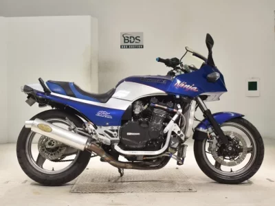 Kawasaki GPZ900R  с аукциона в Японии