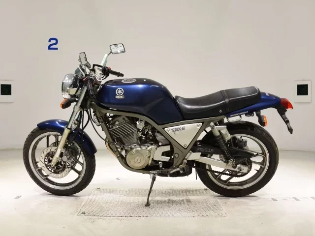 Yamaha SRX600-1
