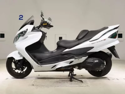 Suzuki SKYWAVE 250S-3