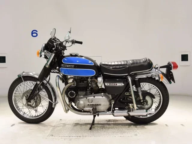 Kawasaki W3