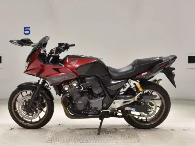 Honda CB400SFV-4 BOLDORABS  с аукциона в Японии