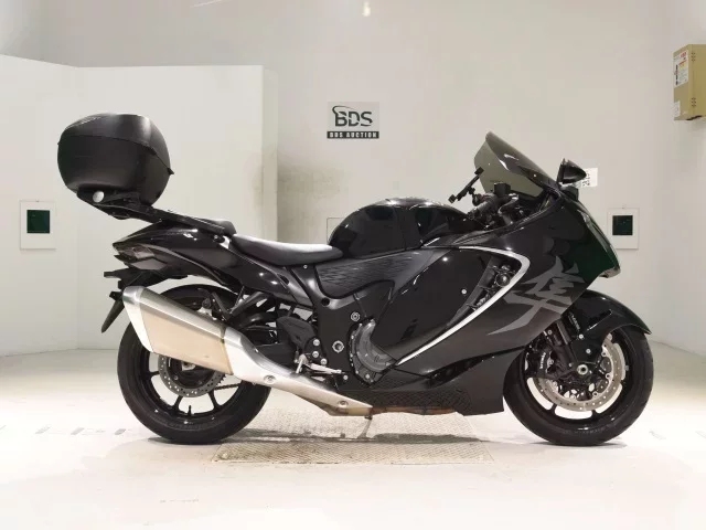 Suzuki HAYABUSA -3 лот № 2825 оценка 5  с аукциона в Японии