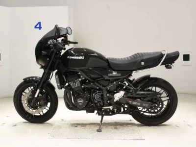Kawasaki Z900RSKAFE лот № 7639 оценка 4  с аукциона в Японии 2