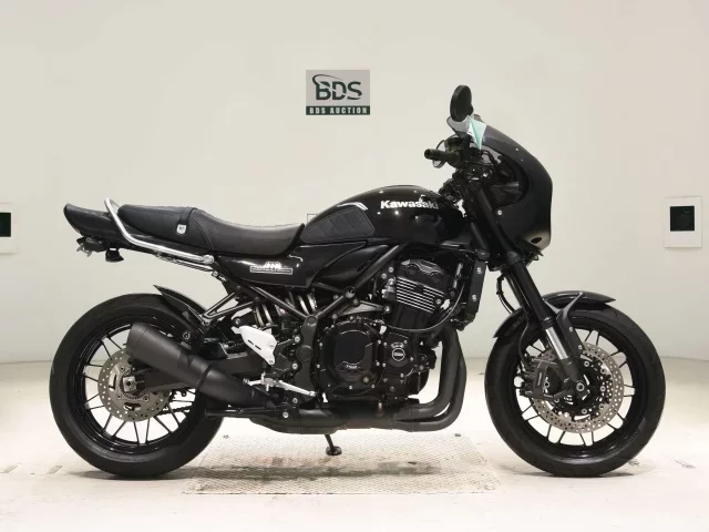 Kawasaki Z900RSKAFE лот № 7639 оценка 4  с аукциона в Японии