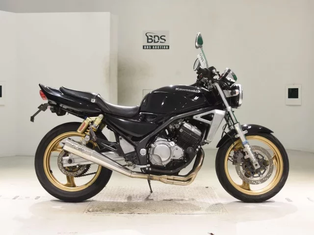 Kawasaki BALIUS250-2 лот № 0385 оценка 4  с аукциона в Японии