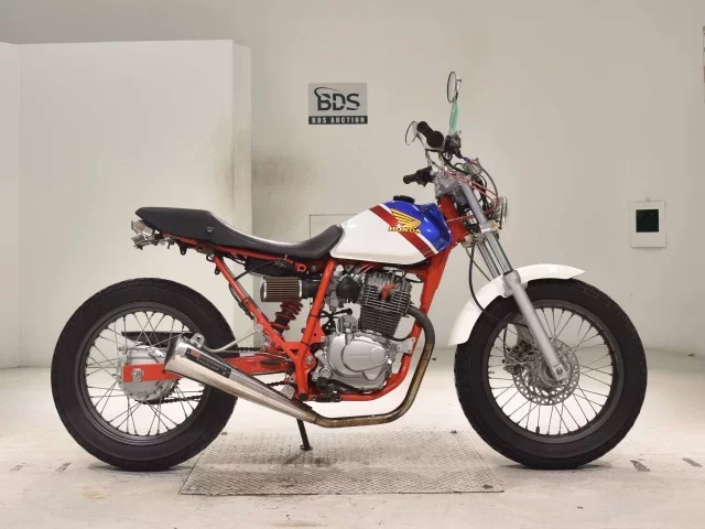 Honda FTR223 лот № 2761 оценка 4  с аукциона в Японии