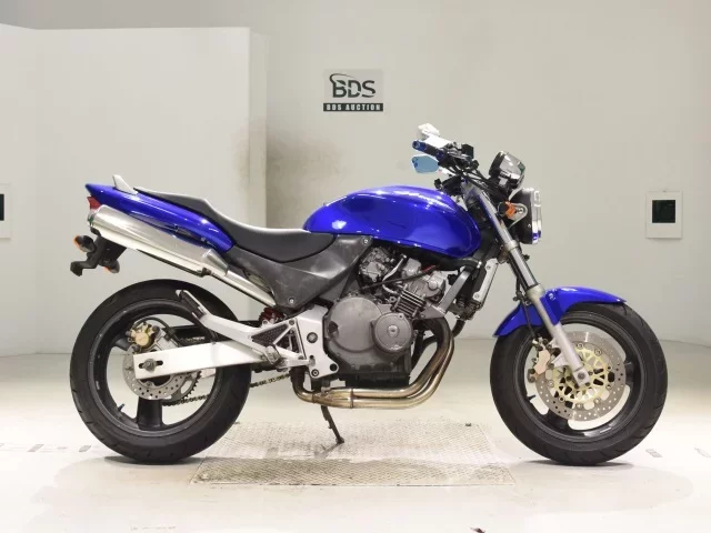 Honda HORNET250 лот № 5264 оценка 4  с аукциона в Японии