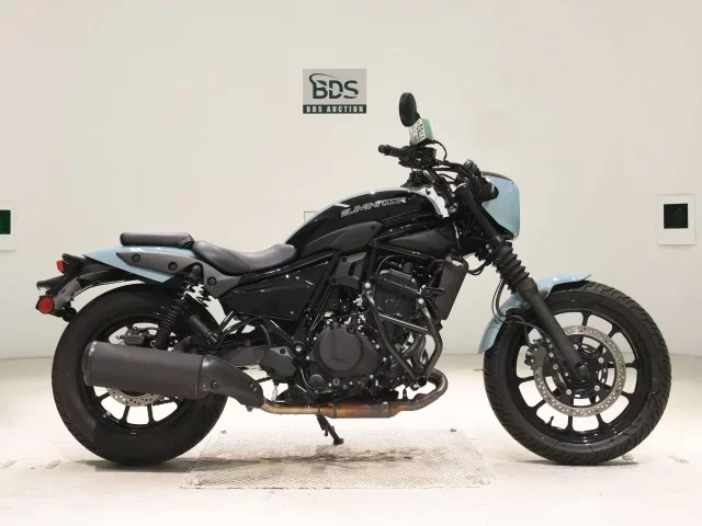 Kawasaki ELIMINATOR 400-3SE лот № 7782 оценка 5  с аукциона в Японии