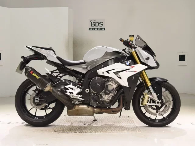 BMW BMW S1000R