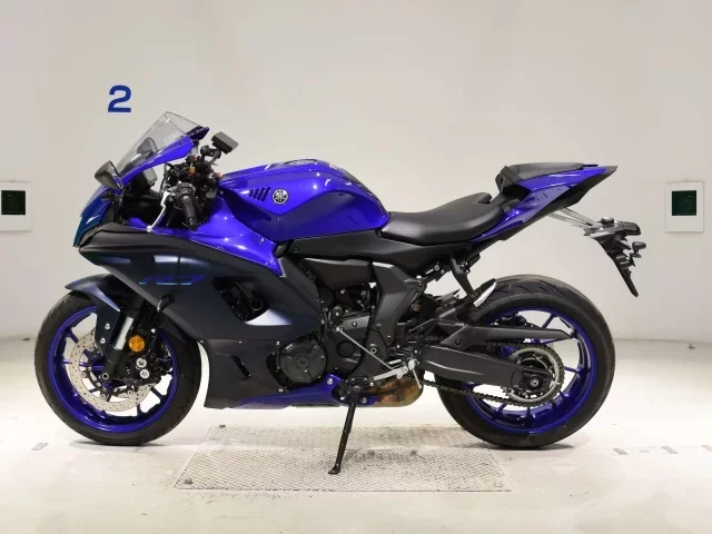 Yamaha YZF-R7-2