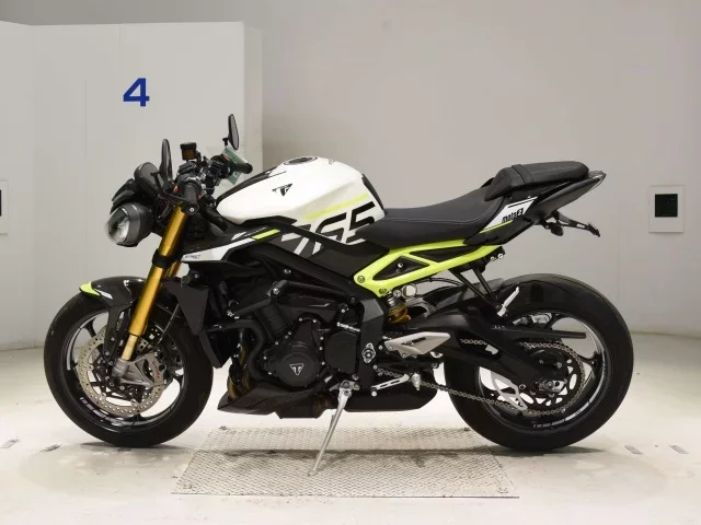 Triumph TRIUMPH STREET TRIPLE RS