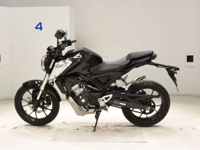 Honda CB125R