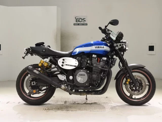 Yamaha XJR1300C лот № 2904 оценка 5  с аукциона в Японии