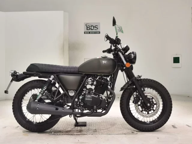 Other IS -TO FORD 223 лот № 2935 оценка 8  с аукциона в Японии