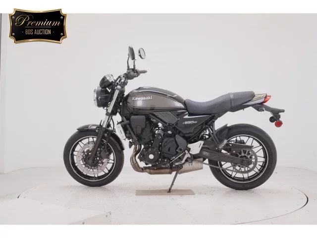 Kawasaki Z650RS