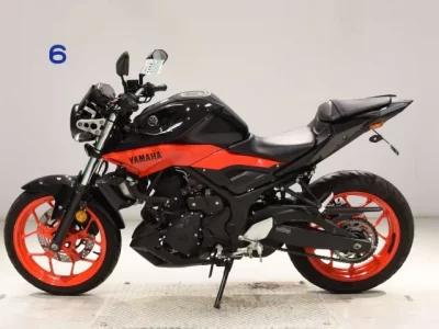 Yamaha MT-03 лот № 2605 оценка 4  с аукциона в Японии 2