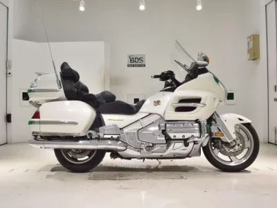 Honda GL1800 AIRBAG  с аукциона в Японии