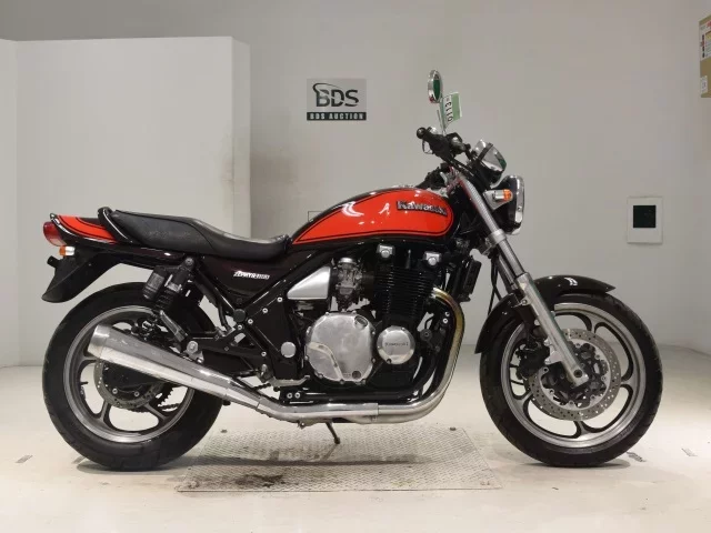 Kawasaki ZEPHYR1100 лот № 0113 оценка 4  с аукциона в Японии