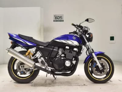 Yamaha XJR400R-3  с аукциона в Японии