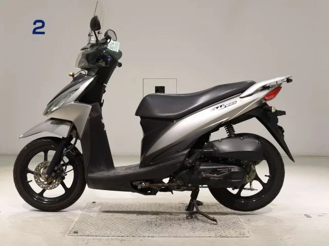 Suzuki ADDRESS110-2