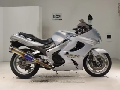 Kawasaki ZZR1200  с аукциона в Японии