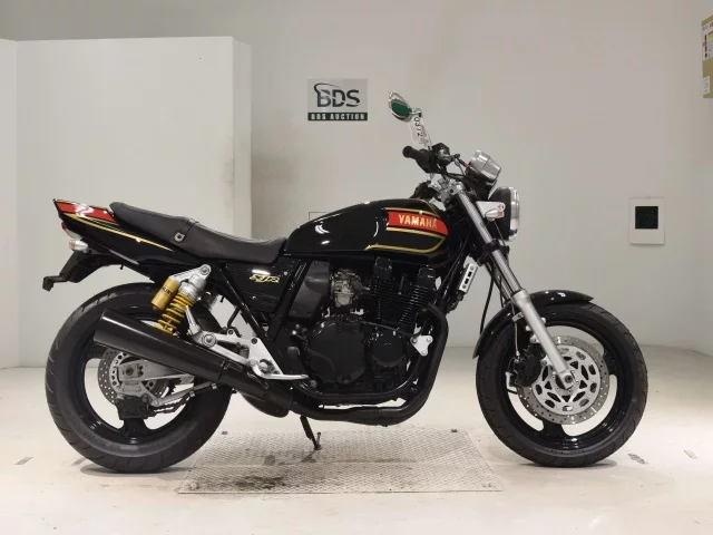 Yamaha XJR400