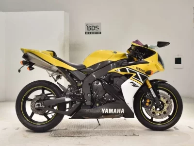 Yamaha YZF-R1  с аукциона в Японии