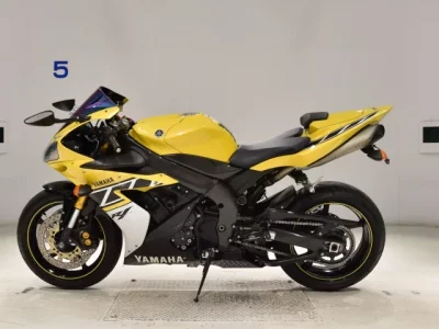 Yamaha YZF-R1  с аукциона в Японии