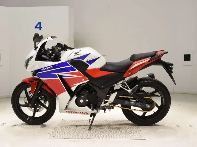 Honda CBR250R