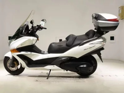Honda SILVERWING400GT ABS