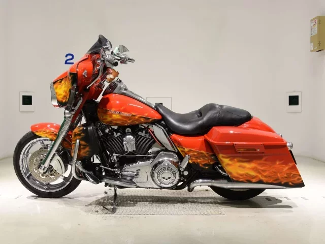 Harley-Davidson HARLEY FLHX1580