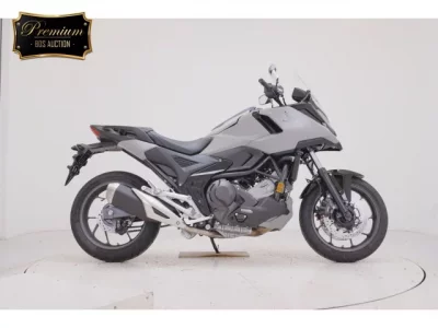 Honda NC750XD-3