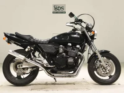 Yamaha XJR400  с аукциона в Японии