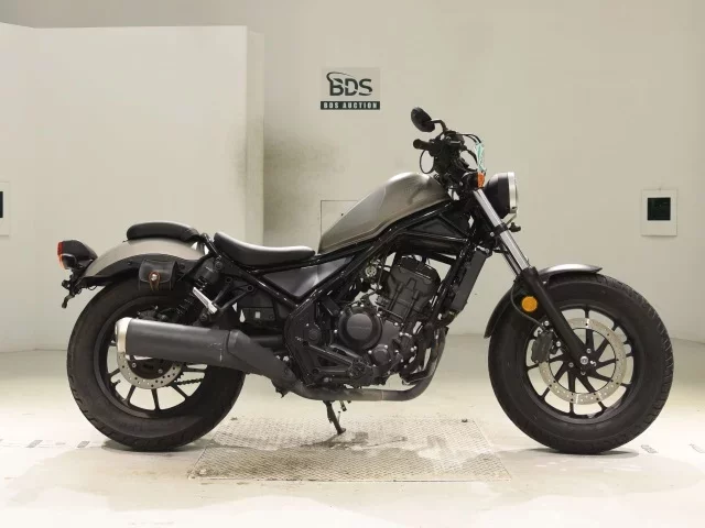 Honda REBEL лот № 7764 оценка 5  с аукциона в Японии