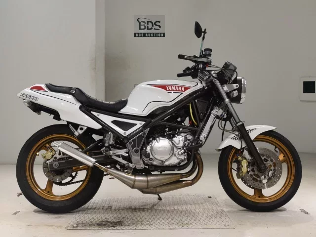 Yamaha R1-Z лот № 0454 оценка 4  с аукциона в Японии