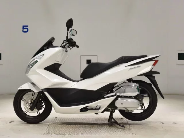 Honda PCX125-2