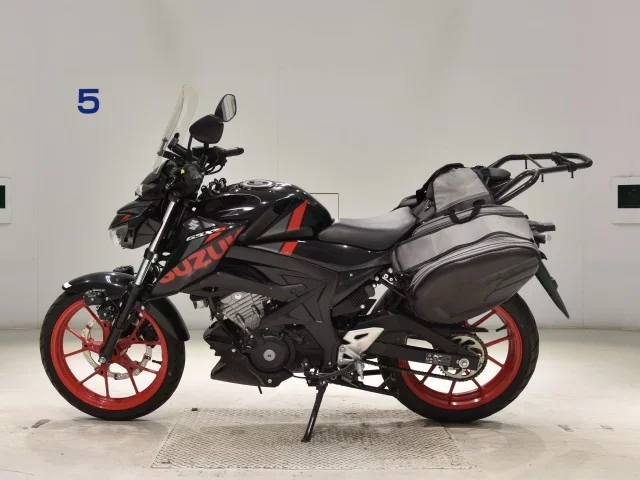 Suzuki GSX-S125