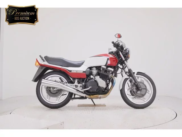 Honda CBX550 лот № 7510 оценка 4  с аукциона в Японии